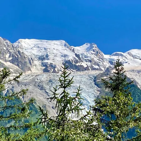 Ciscana Montblanc Chalet *